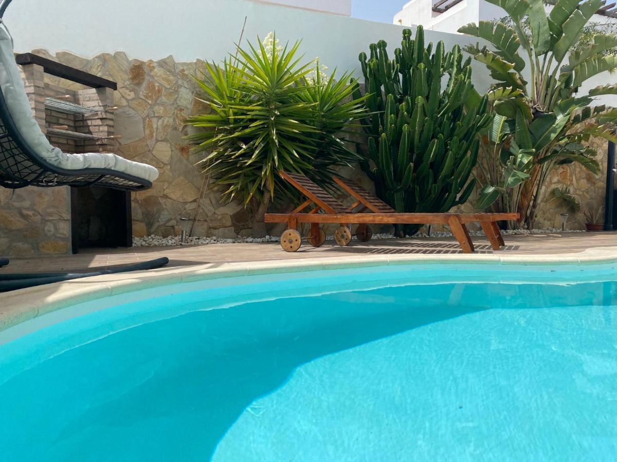 Exclusiva Villa De Lujo كوراليهو المظهر الخارجي الصورة